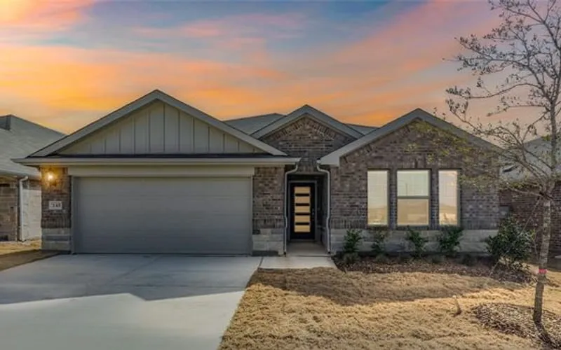 Settled in Greenville — Greenville, TX